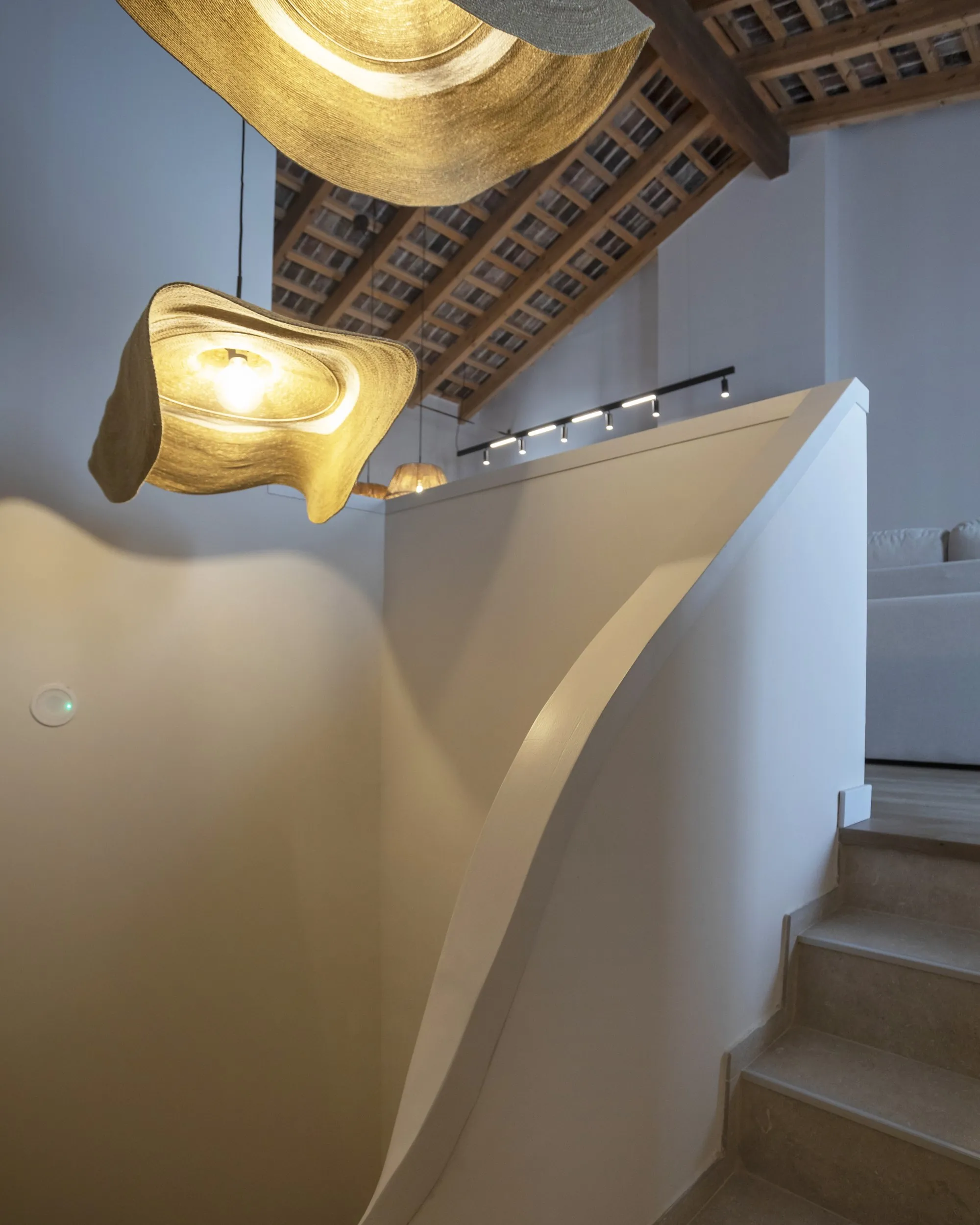 MONSUITES